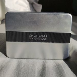🦄 Viktor&Rolf | BNIB Spice Bomb Shave Kit 🦄